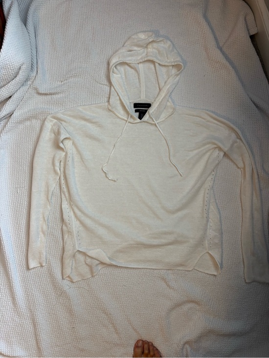 Tahari Sweaters - Tahari Ivory Lightweight Hooded Knit Sweater